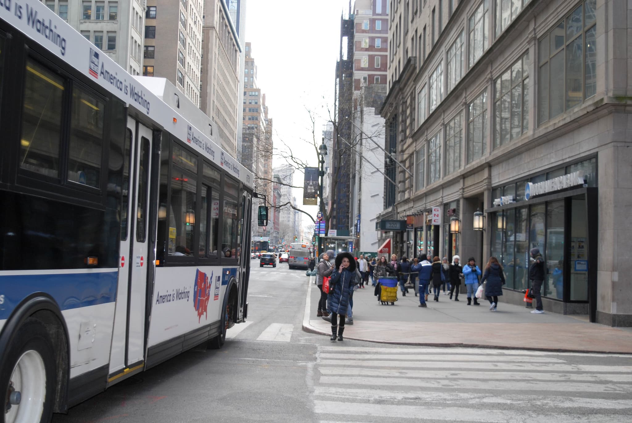 A change to Hudson Yards' photo policy, pied-à-terre owners find real estate allies, & more