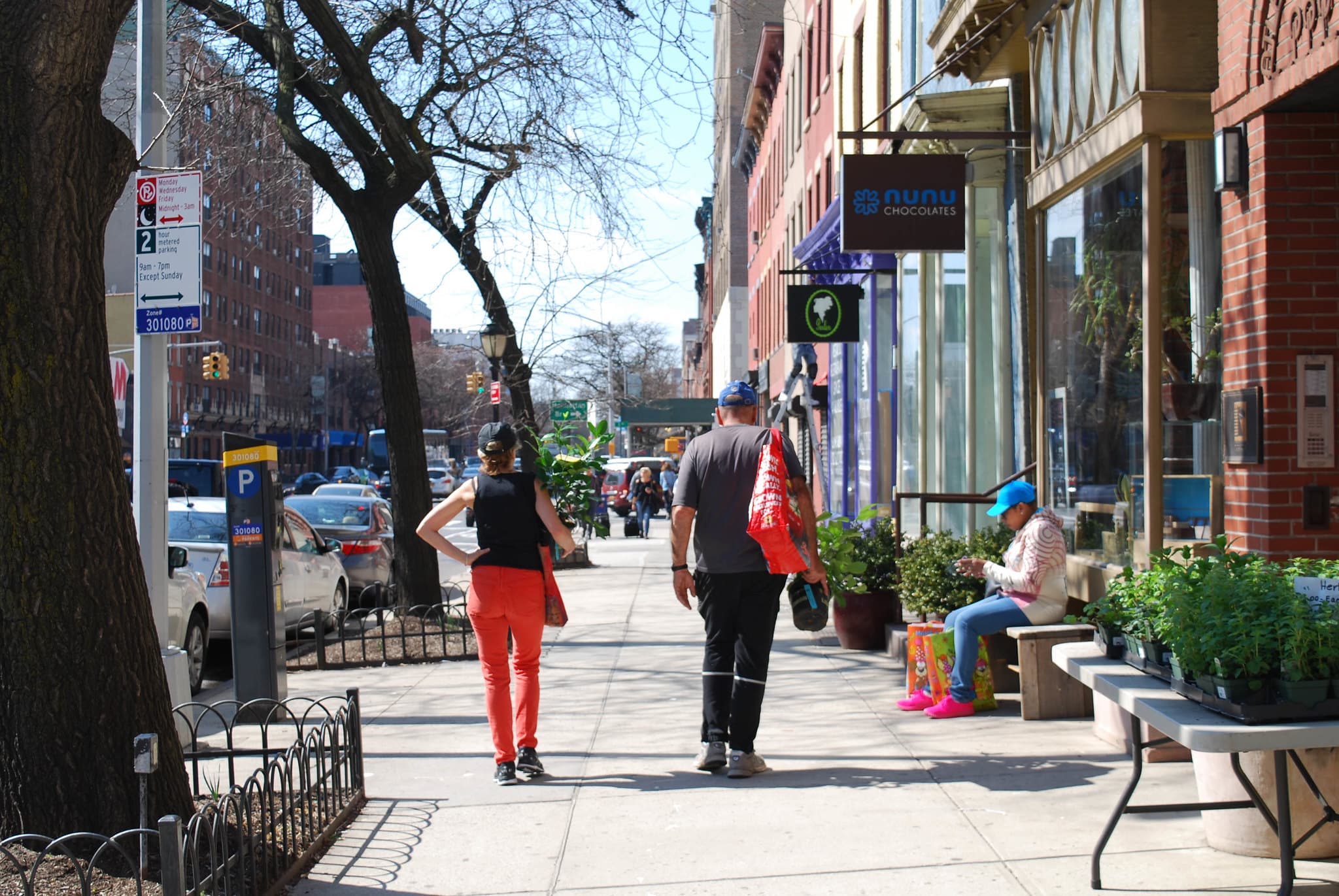 An end to NYC's classic glass and steel skyscrapers, Pier 35 opens on the Lower East Side, & more