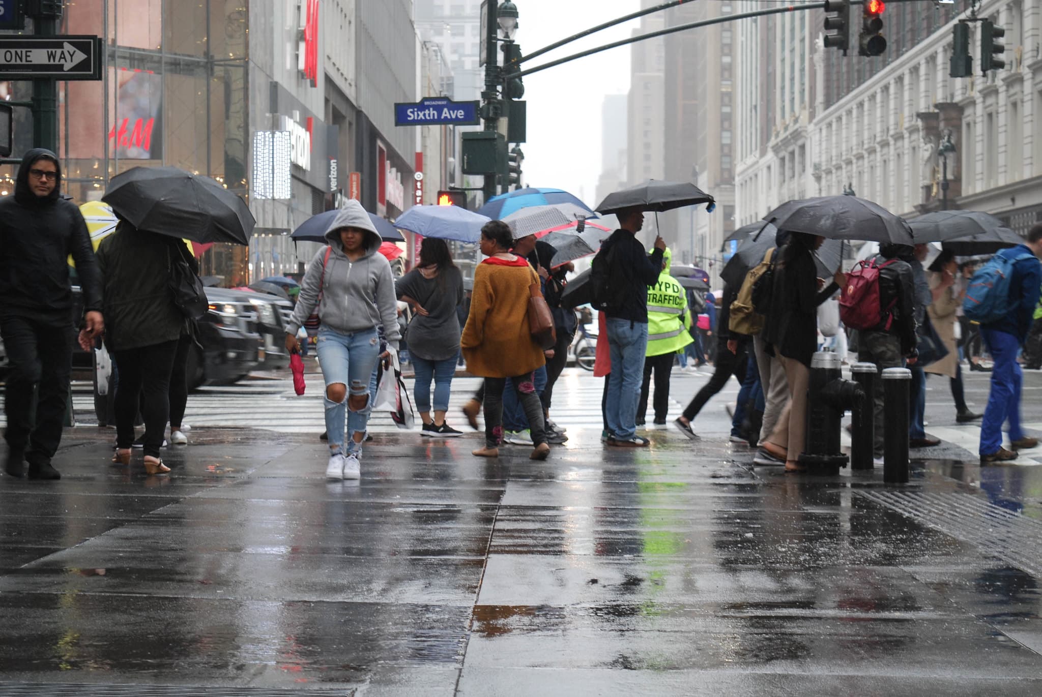 Greenpoint residents say fumes are making them sick, tough regulations on ride sharing, & more