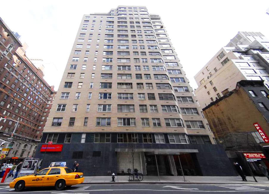 Attention, buyers! This Midtown condo could be yours for cheap
