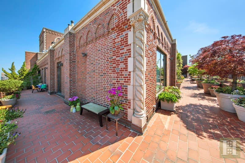 5 landscaped terraces where you can while away the last days of summer