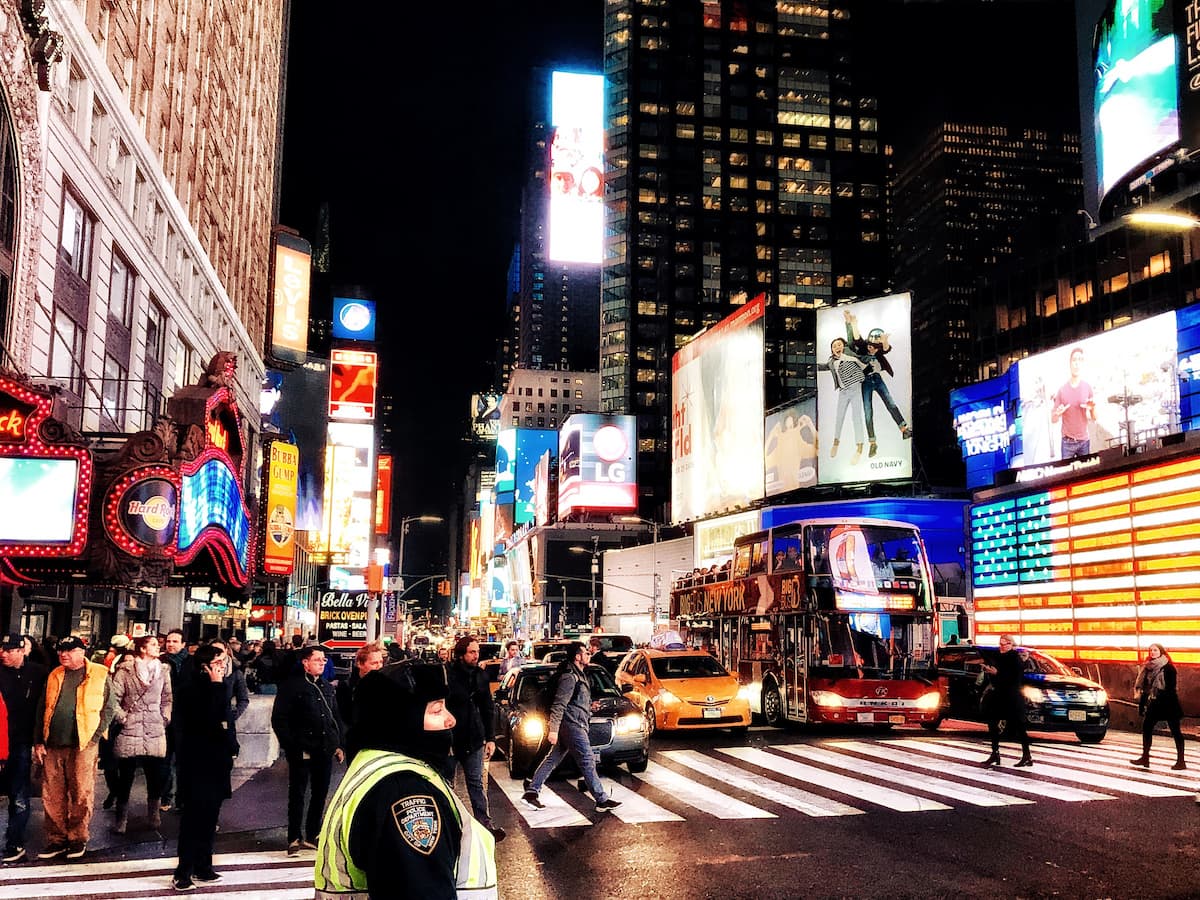 Cuomo plans L train visit, community to help HQ2’s development, & more