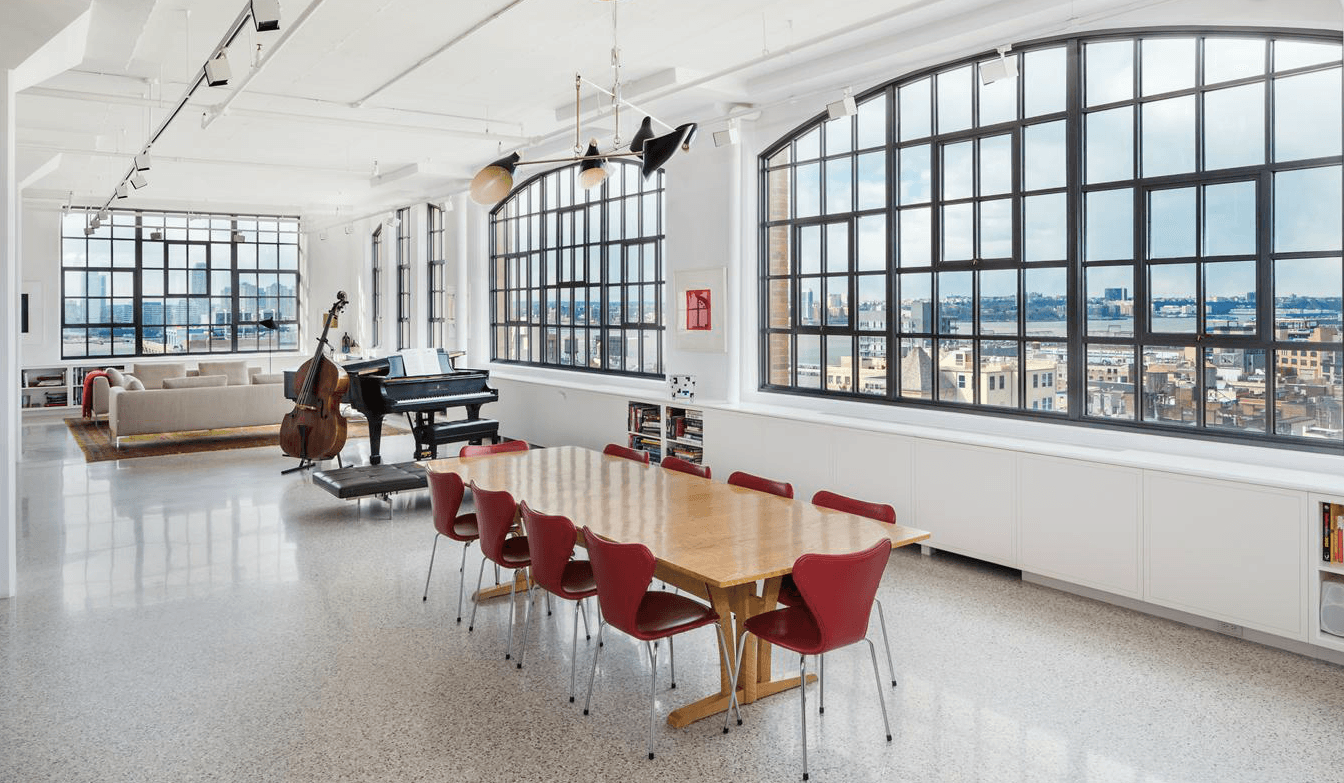 Real Estate Wants: Wall-to-wall windows