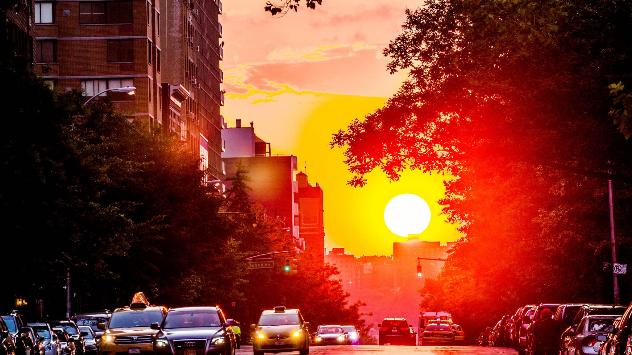 NYC leads country in new apartments for 2017, Manhattanhenge happens tonight, and more