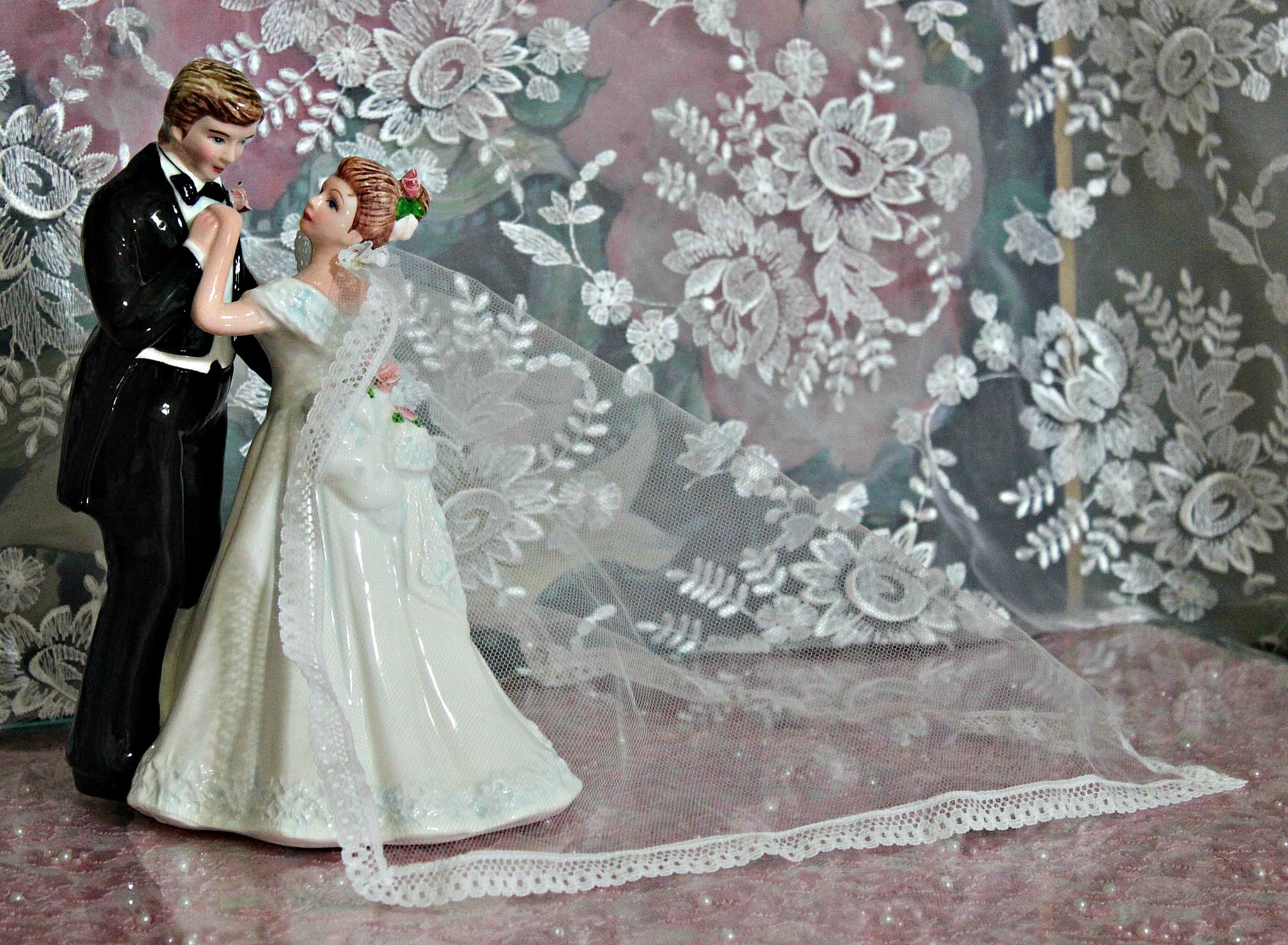 Cheap rentals in the "New Frontier" of East New York, crowdfunding your down payment, and more