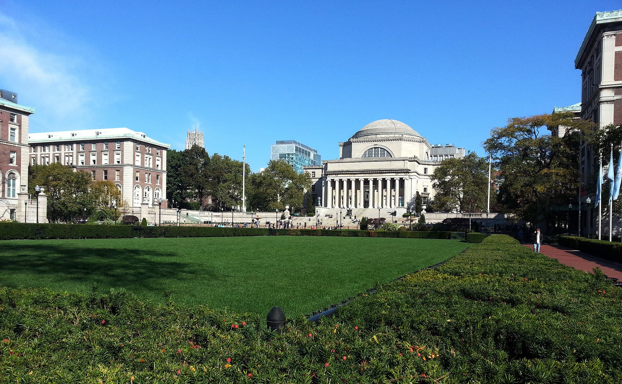 How can a grad student qualify for a rental?