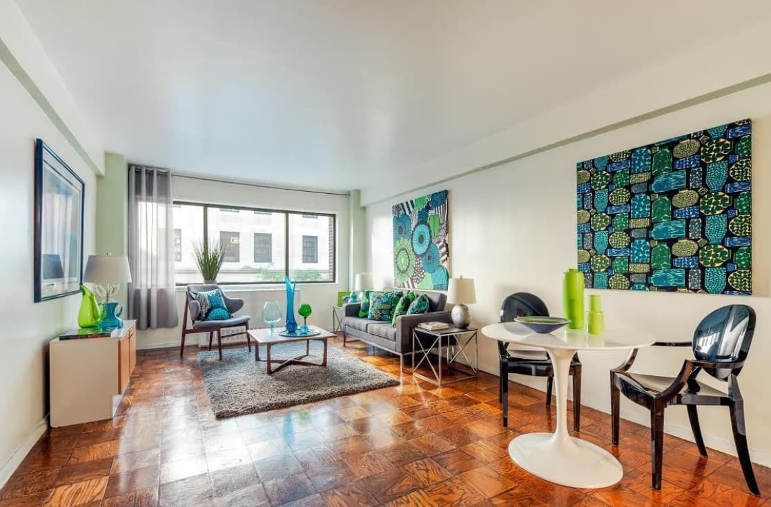 Lots of storage space makes this Hell's Kitchen studio a find