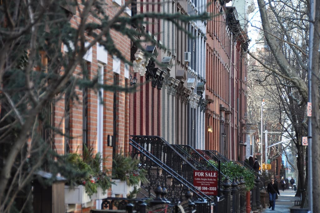 "I see racism in the market": Brokers get candid on race in a new study