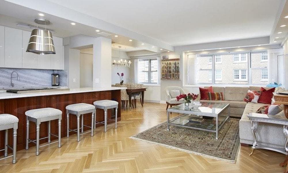 This renovated Upper East Side condo is a block from Central Park