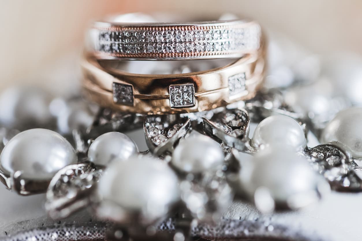 Here's what you need to know about jewelry insurance in New York City