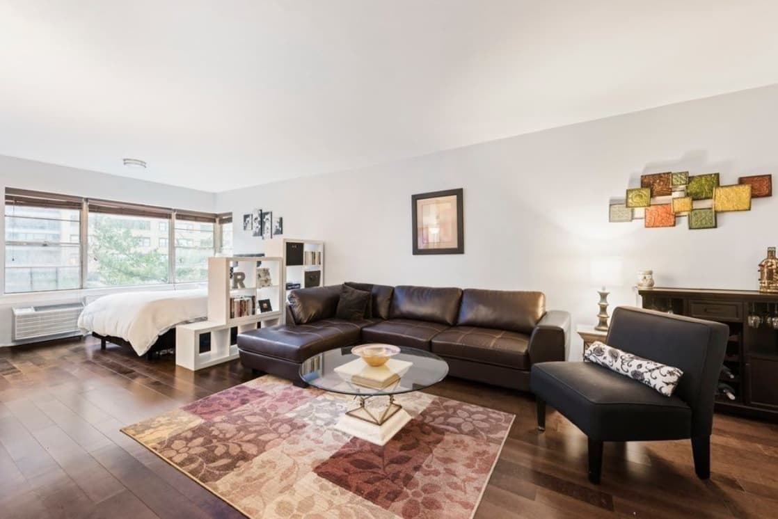 This Midtown studio has a large, separated kitchen