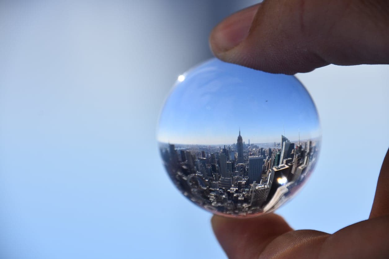 Brick Underground's 2018 Market Forecast: Tax uncertainty, ultra-luxury prices perk up, mortgage rates remain low