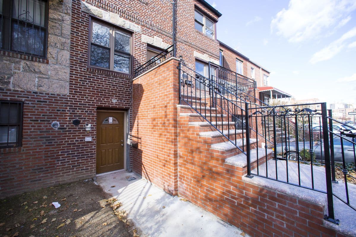 Would you rent this two bedroom in a quieter corner of Forest Hills?