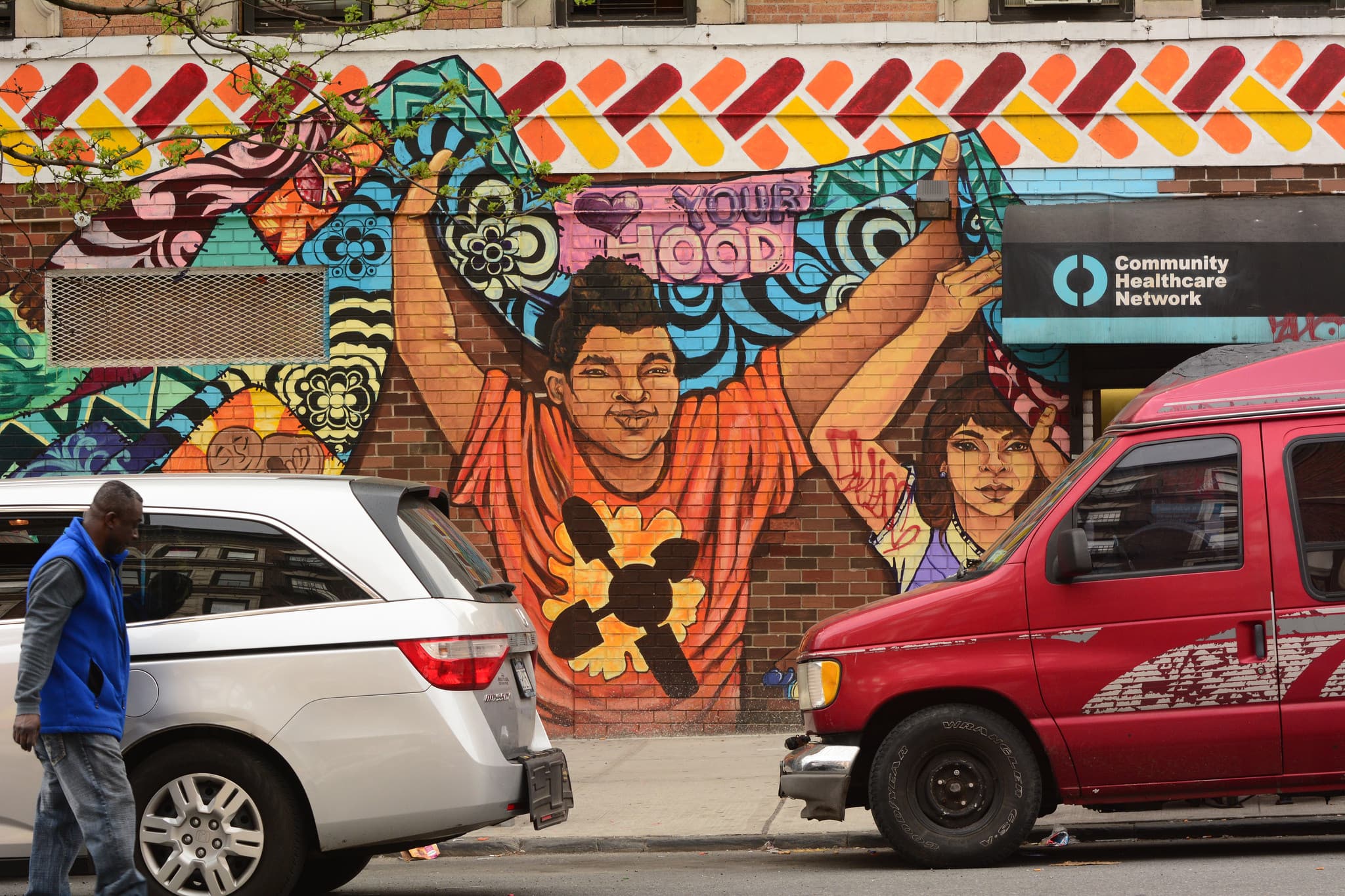 An apartment good vibes how-to, gentrification coming to the Bronx, more