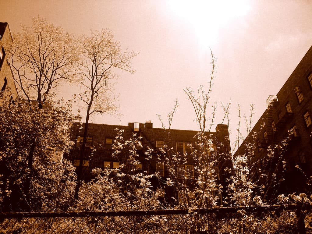 Affordable housing under threat from Washington, Staten Island house comes with a private pond, & more