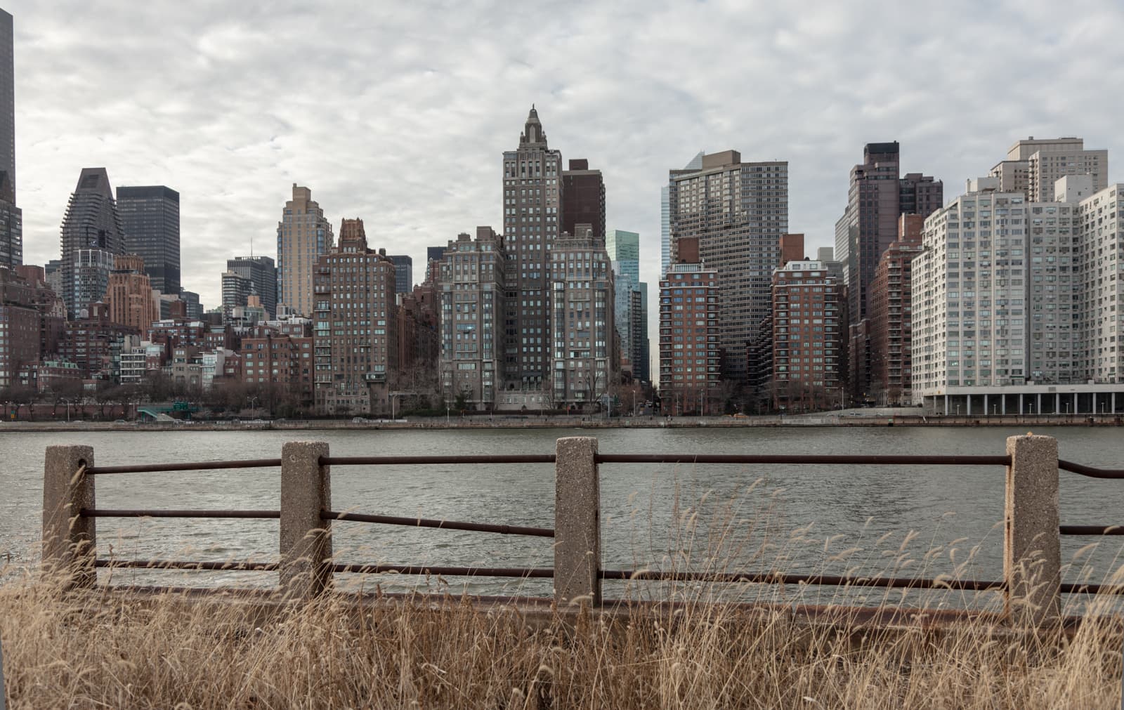 Landmarked Tribeca house gets a makeover, when co-op boards turn the screws, & more