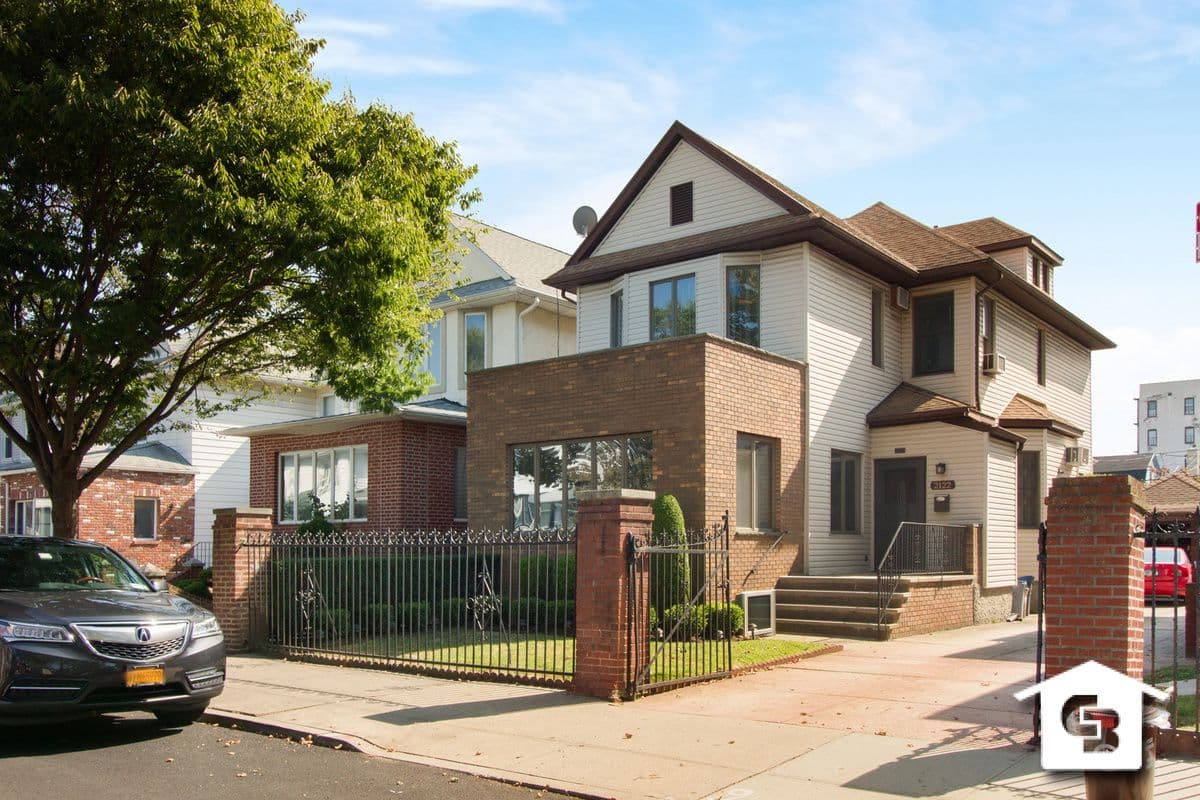 Get a big house, two yards, and a garage in southern Brooklyn for $1.3 million