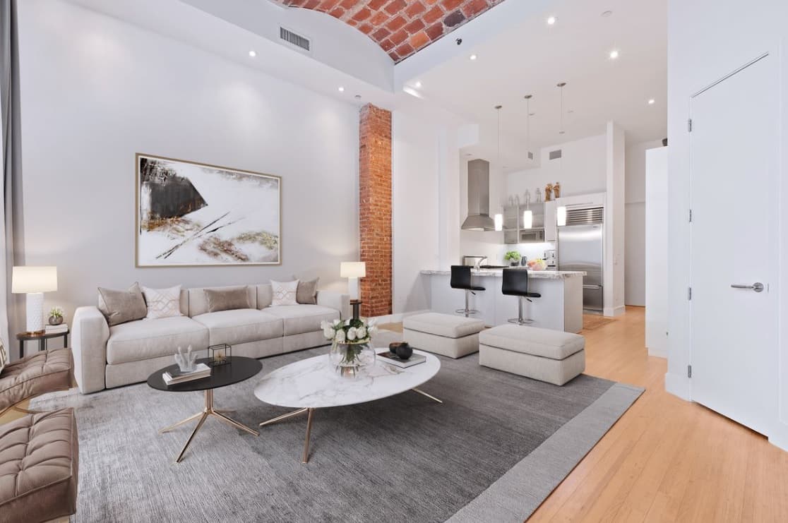 There are high ceilings, a Murphy bed, and storage galore in this Harlem studio