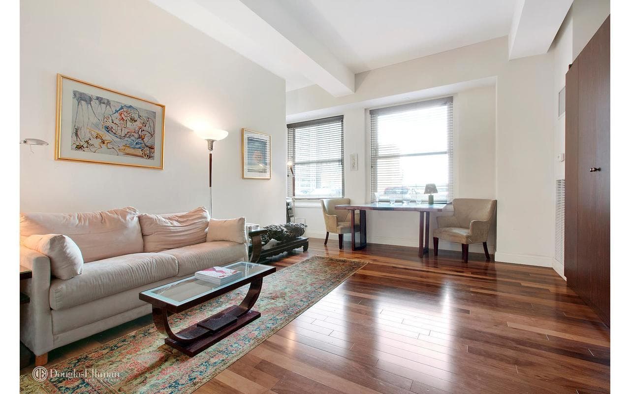 Would you rent this lavish studio in the Financial District for $2,750 a month?