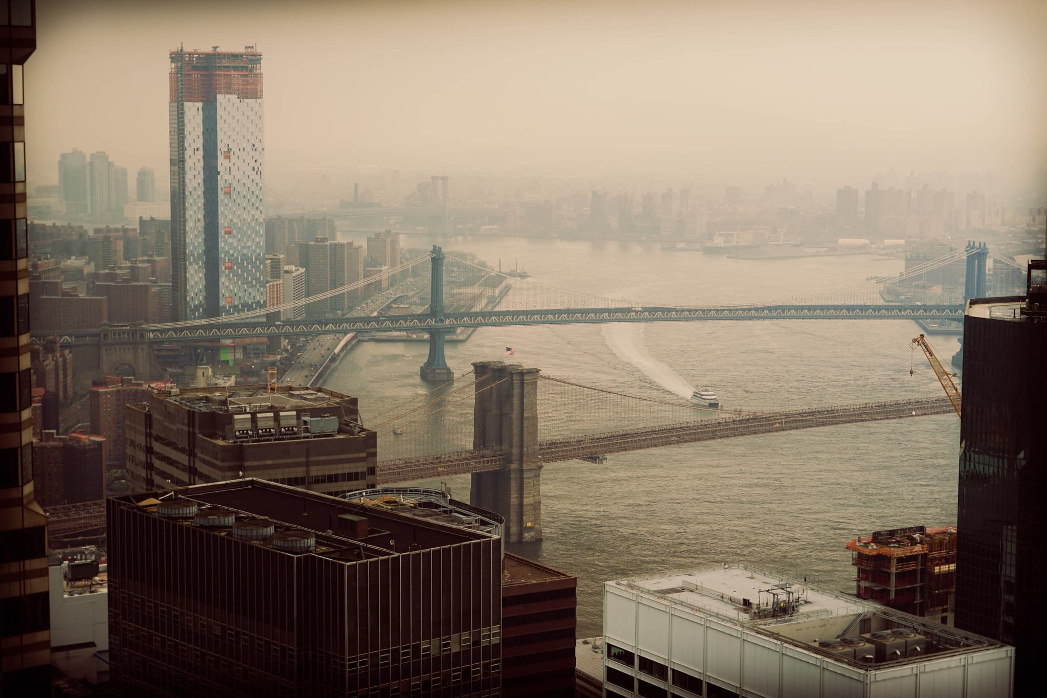 A suburb's absurd avocado-toast millennial bait, rich people pour into big cities, & more