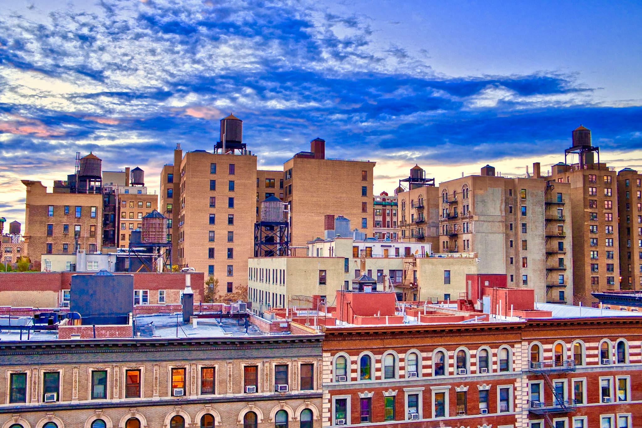 New condos come to Harlem, how to upgrade your bedroom storage, & more