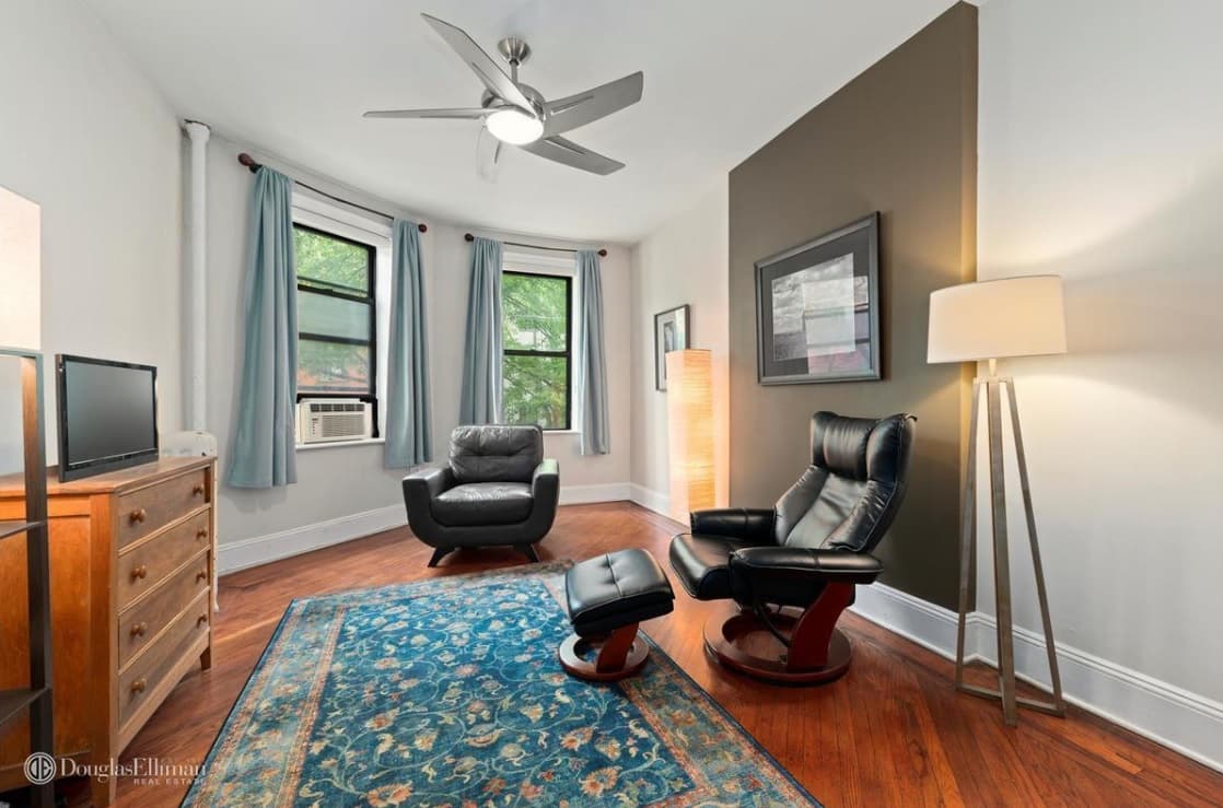 A Cobble Hill studio is priced well but the sleeping area is odd