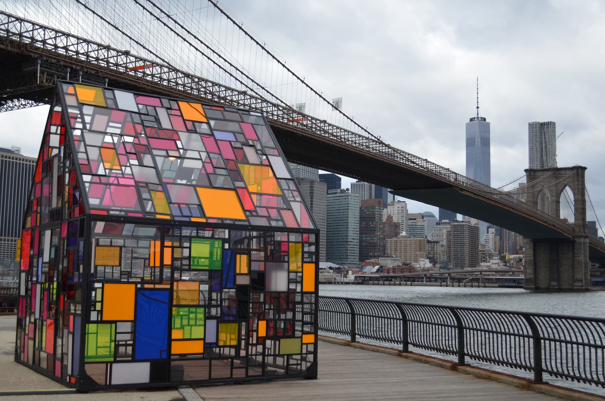 10 questions to ask at an open house, a 242-square-foot West Village studio for sale, & more