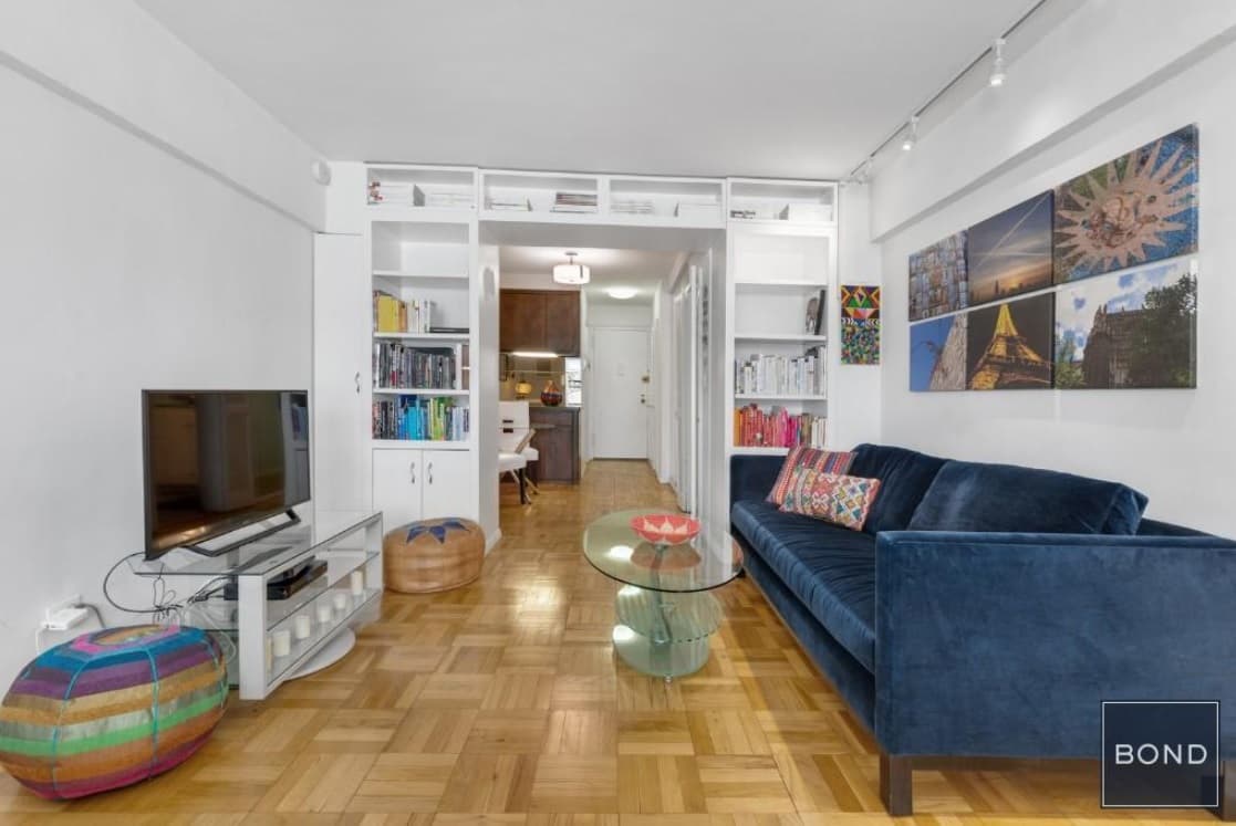 A Murray Hill studio with lots of built-in storage for $385,000