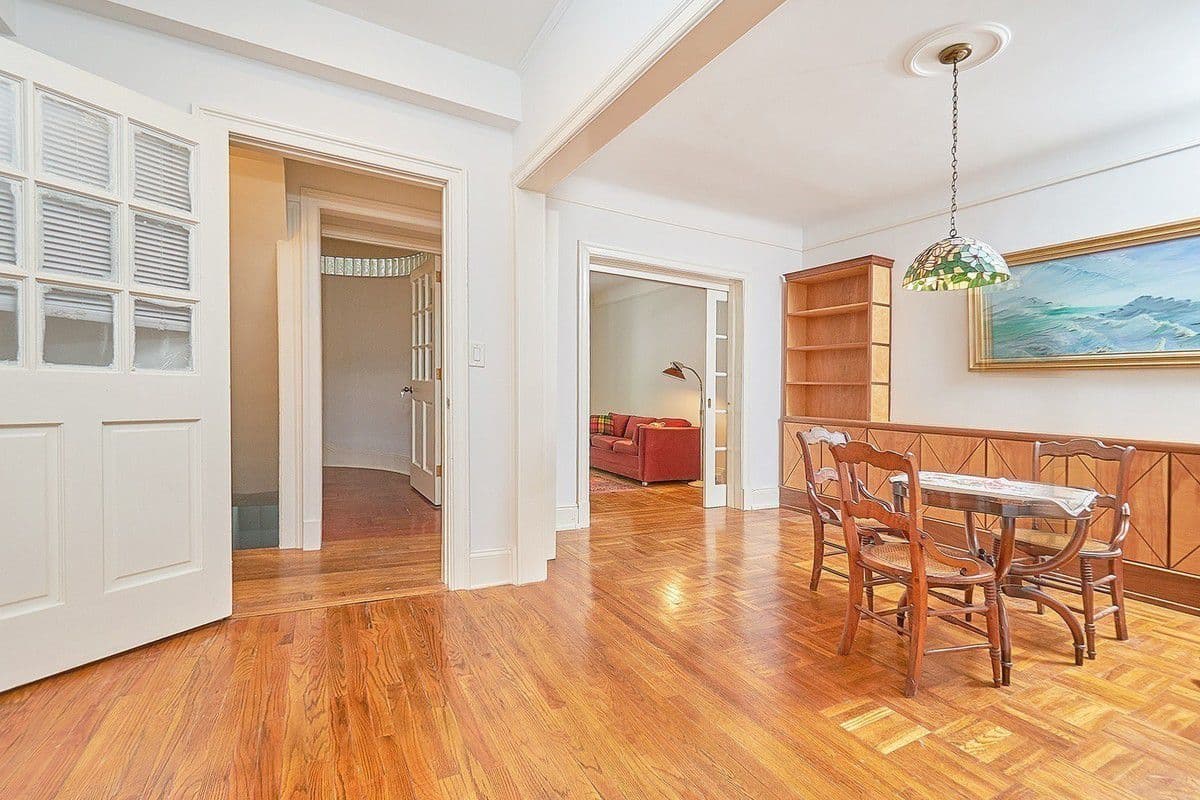 A Marble Hill townhouse for $850,000 to make your Brooklyn friends jealous