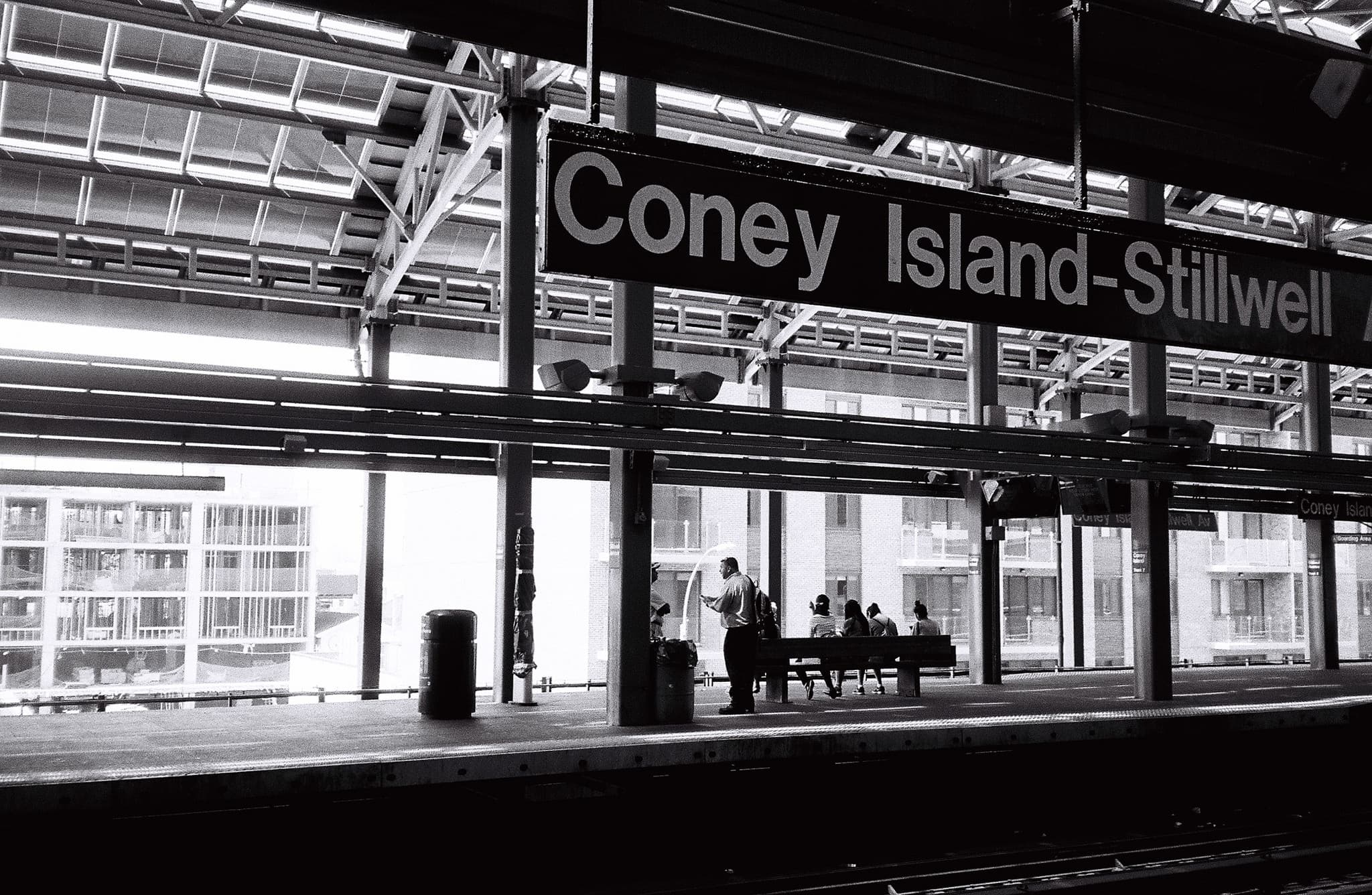 Roosevelt Island apartment building to remain affordable, high-end condo sales slow, & more