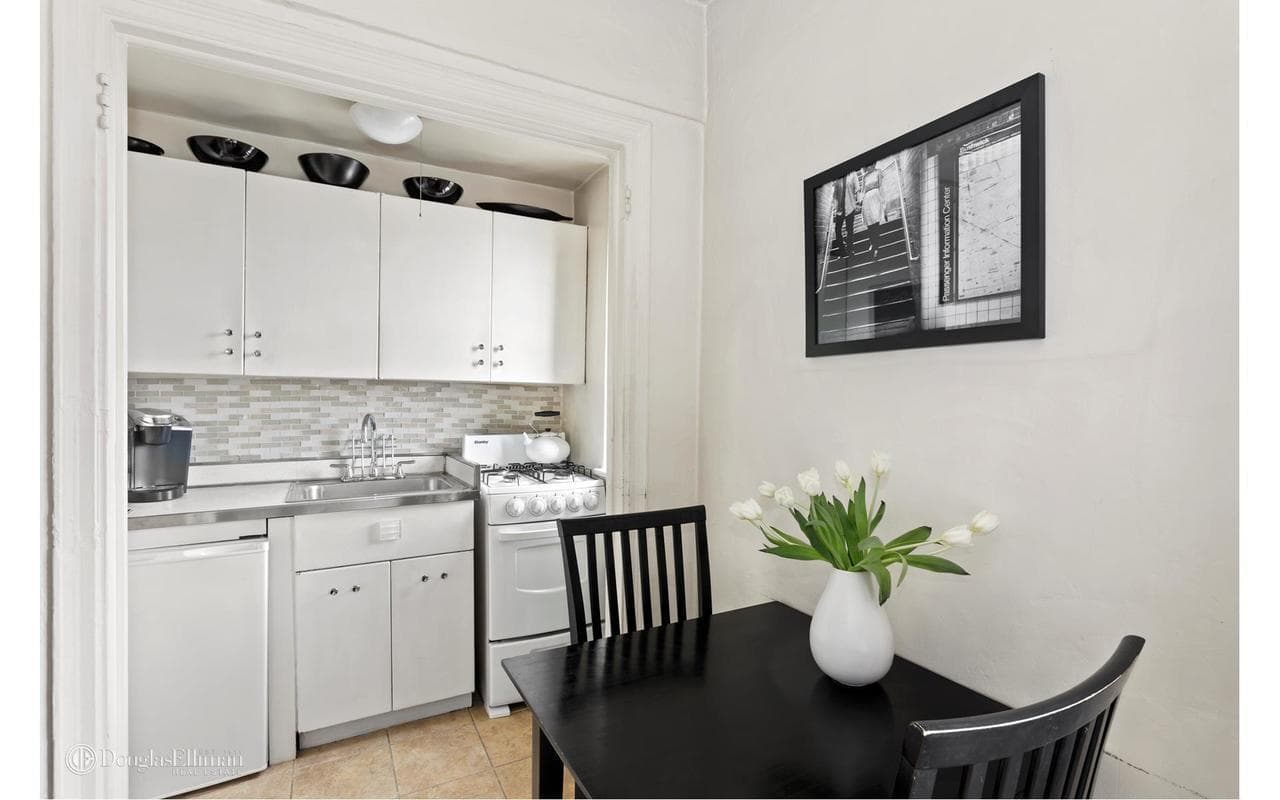 How to maximize space in a small NYC kitchen