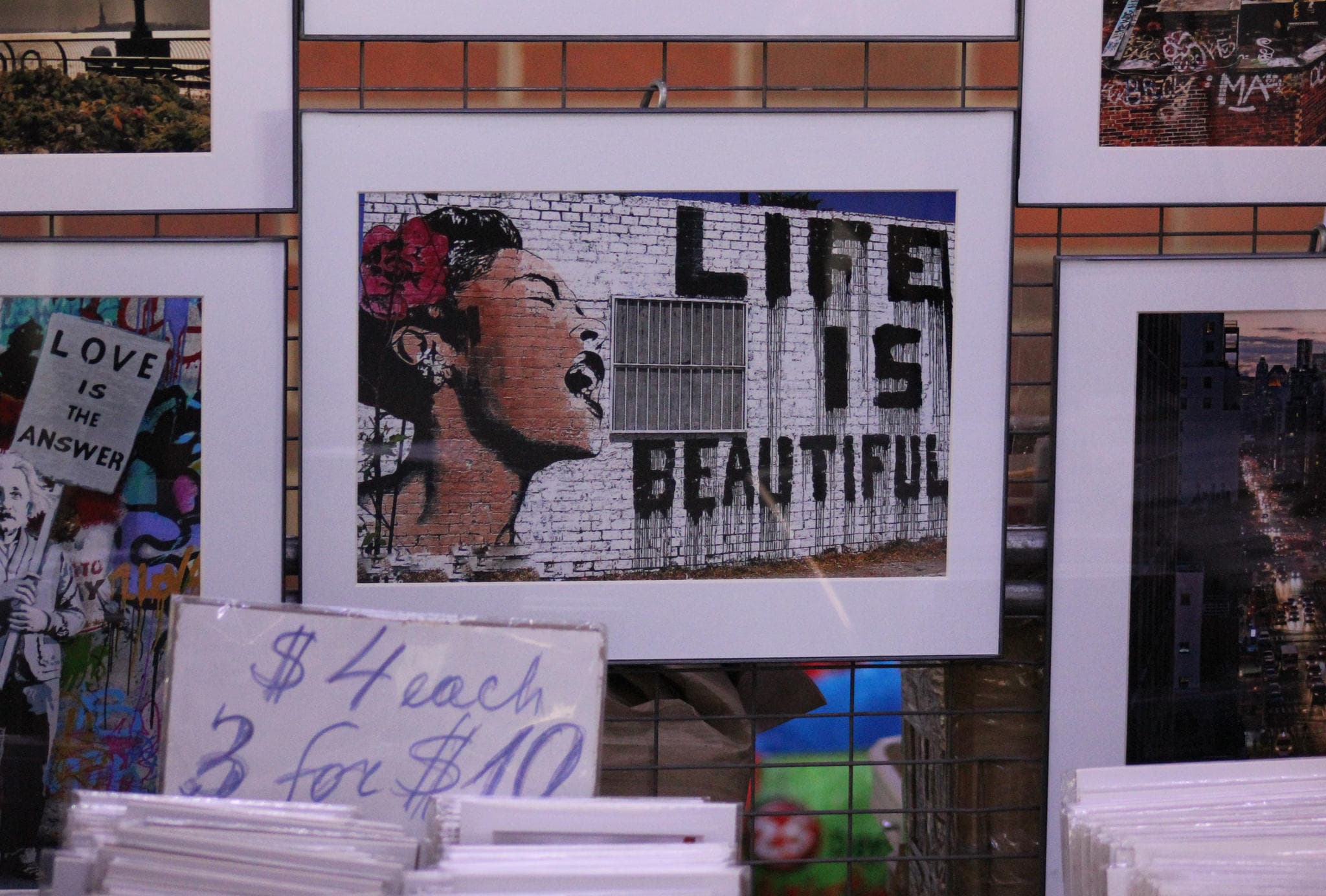 Space solutions for small apartments, ex-con landlord Steve Croman featured on ‘American Greed,’ & more