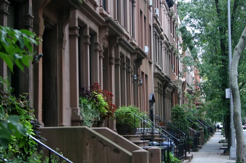 Sales in 'white-hot' Brooklyn and Queens markets set to cool off in coming months
