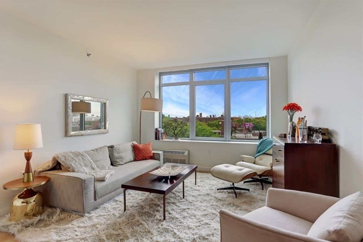 A Fort Greene two bedroom has lots of perks but it's pricey for the nabe