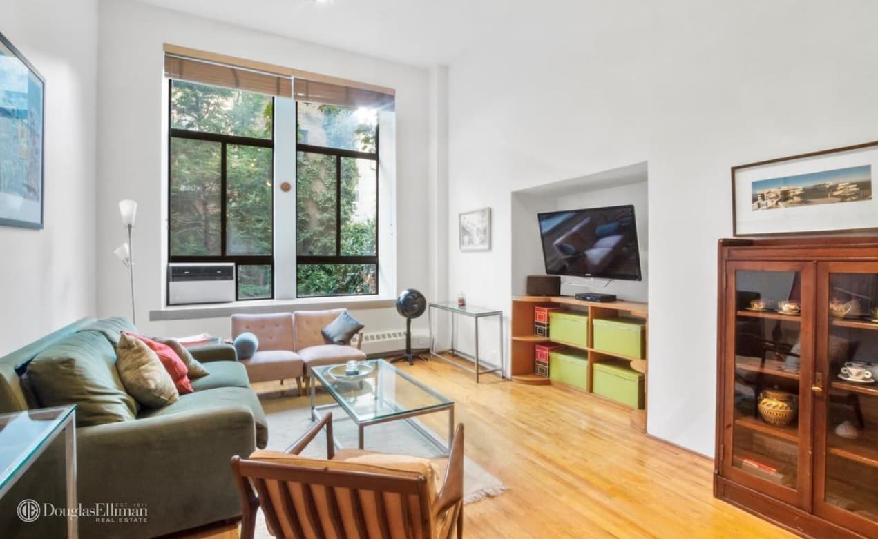 A Chelsea studio with a sleeping loft you can actually stand up in, for $800,000