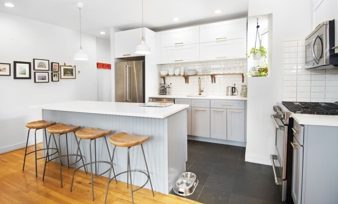 What you need to know about buying in a NYC walk-up building