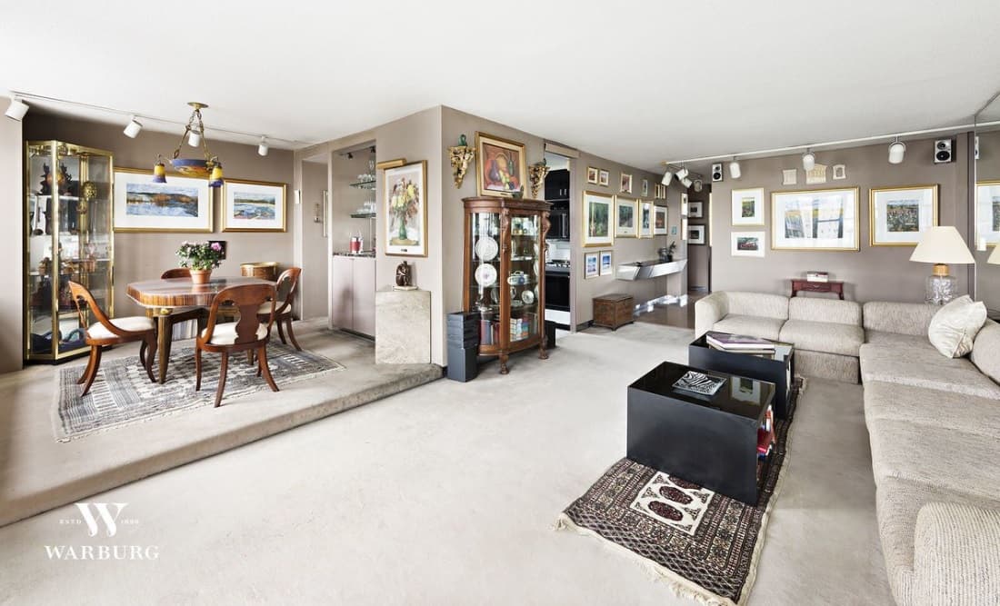 How to update a Yorkville co-op that looks like it hasn't been renovated in decades