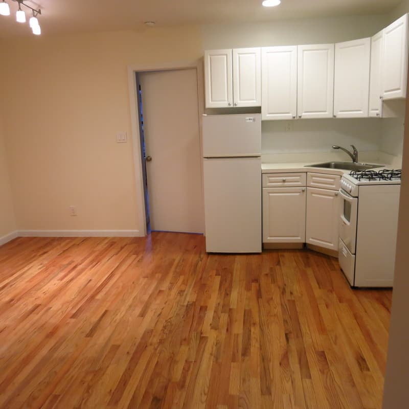 Inside the (successful!) search for a $2,000 Manhattan one-bedroom