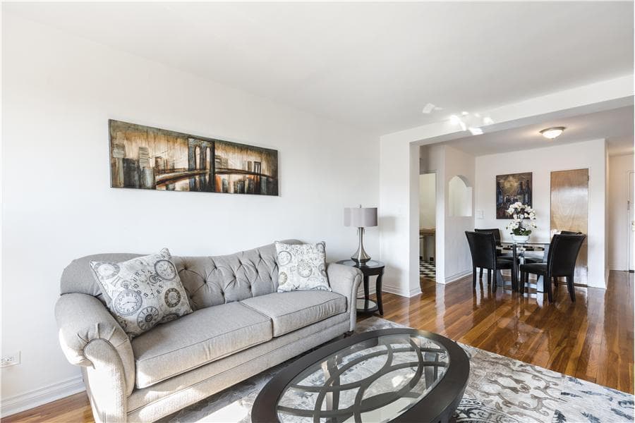 Earning the median income? Here's what–and where—you can rent in NYC now