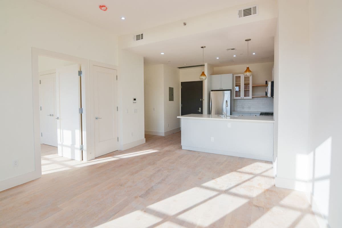 A Crown Heights one-bedroom at Brooklyn's median rental price