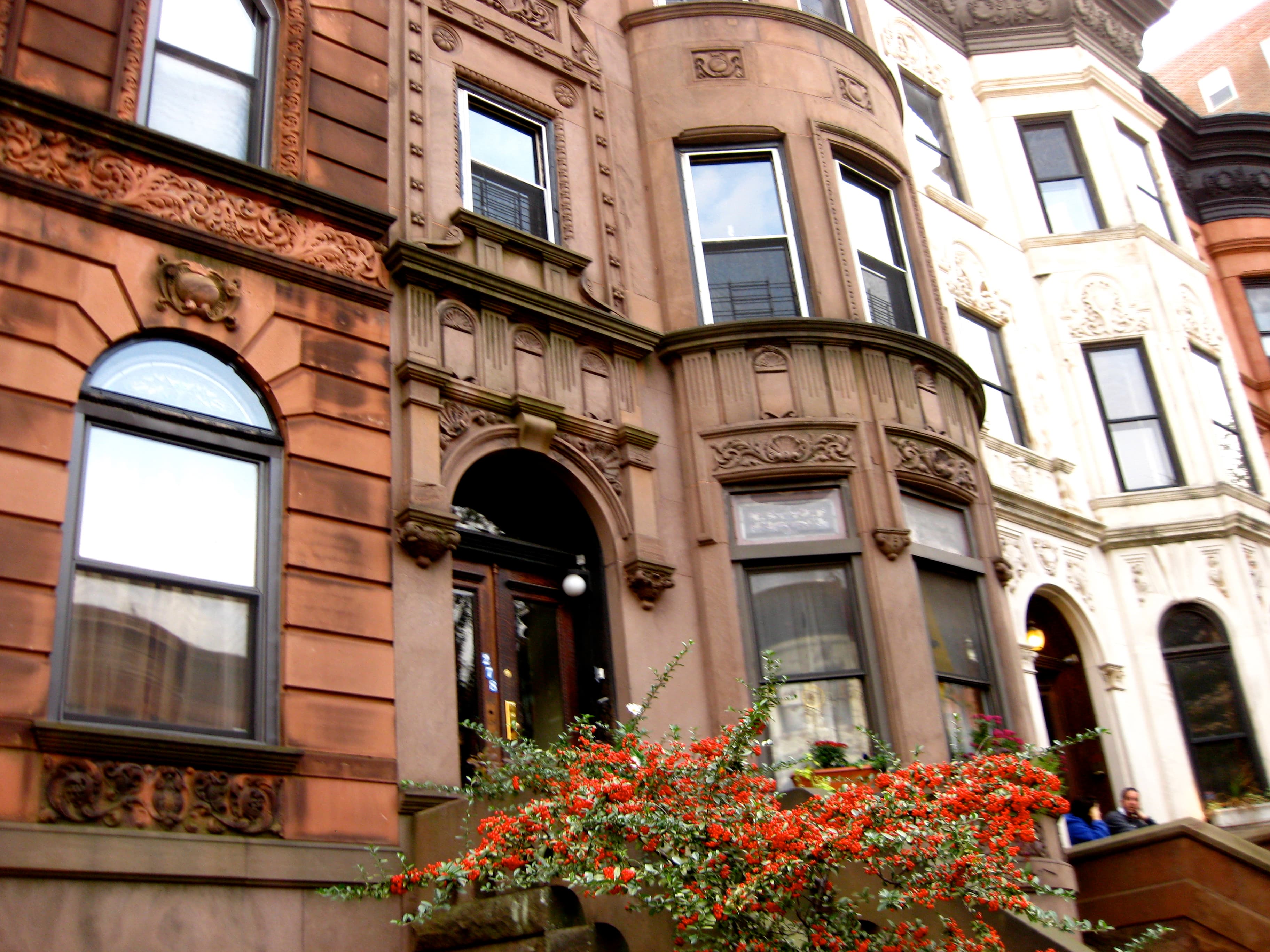 Rent or buy? This detailed calculator helps you figure it out