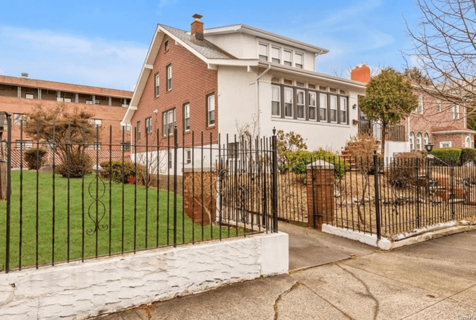 buy curious morris park