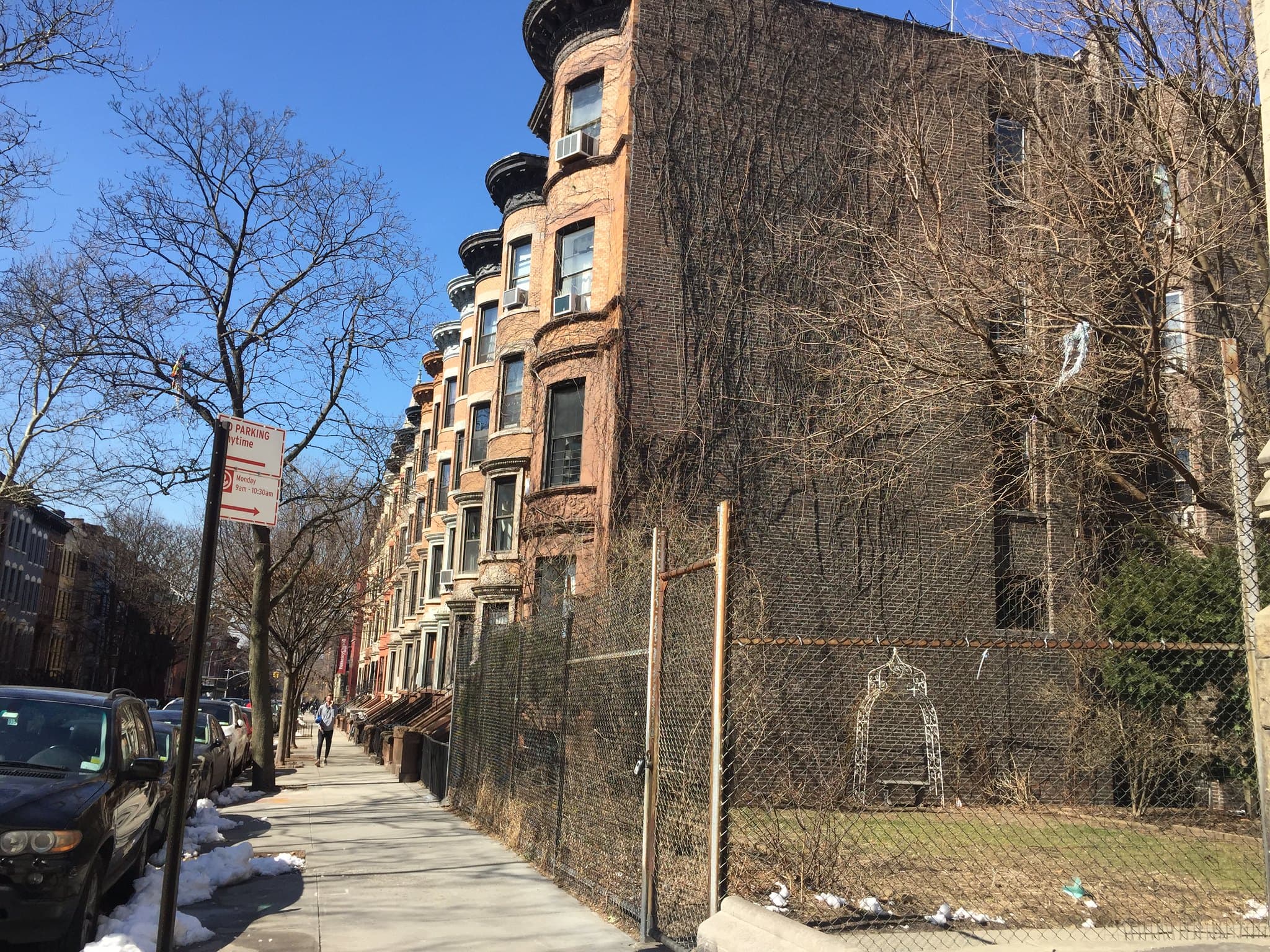 My landlord threatens to keep my security if I don't manage apartment showings. Is this legal?