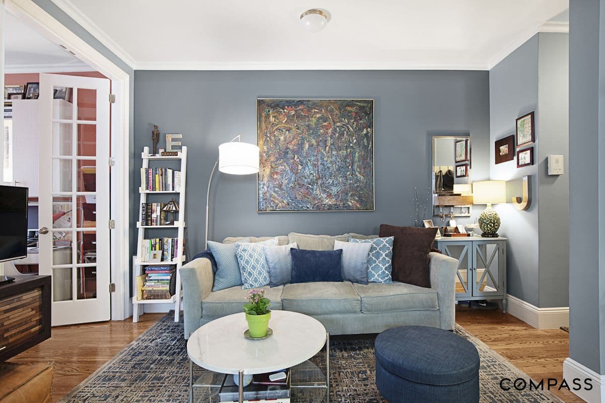 This Astoria one bedroom has a bonus room and two shared outdoor spaces