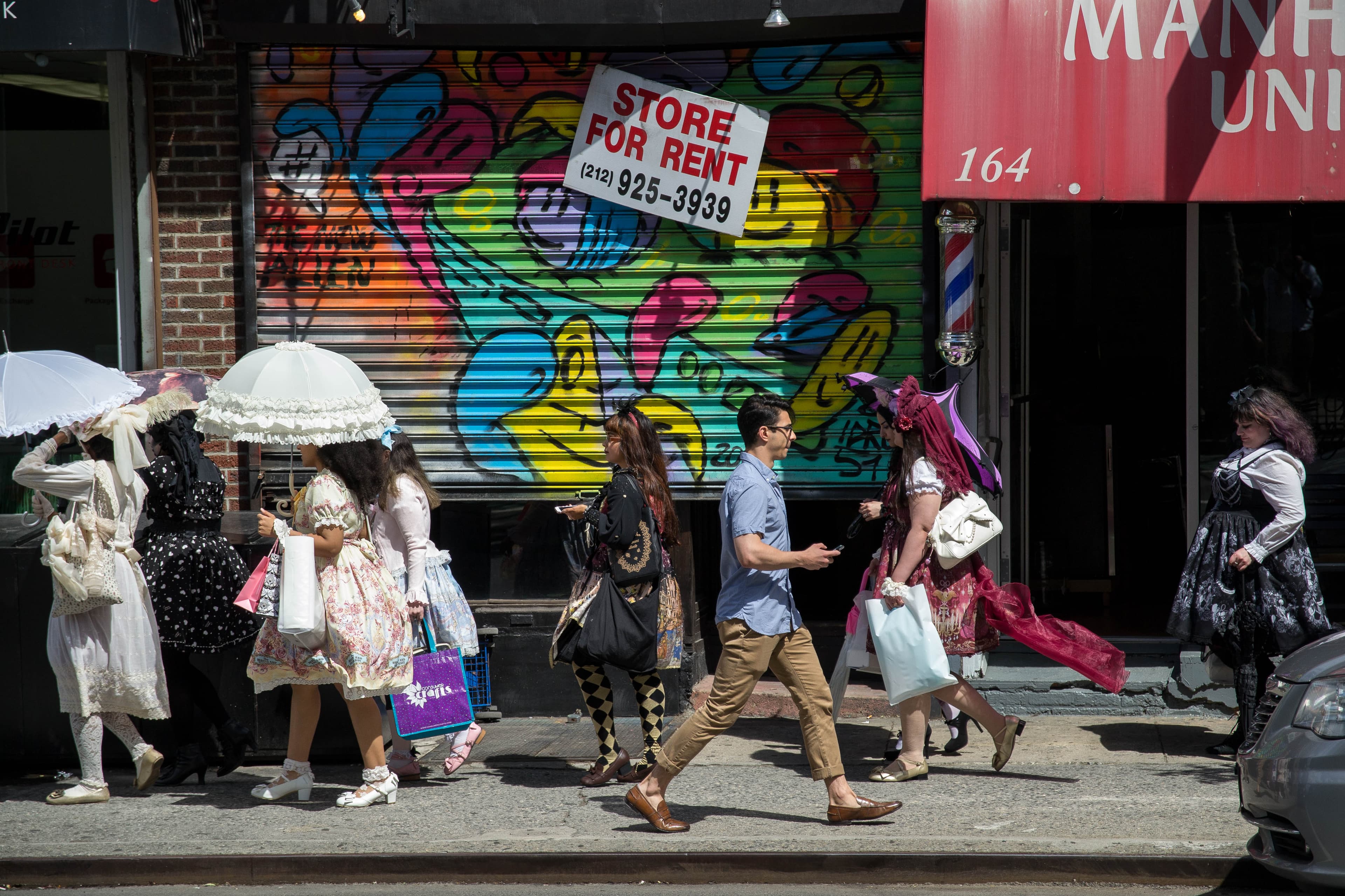 Refugees speak at Trump's childhood home, Hurricane Jose approaches, more