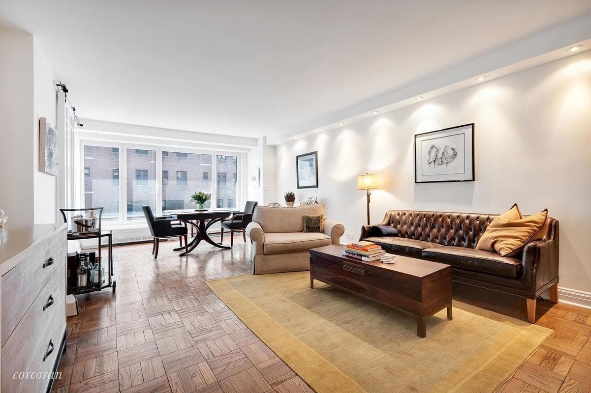 A Central Park South one bedroom with hotel-like amenities, for $988,000, no board approval required