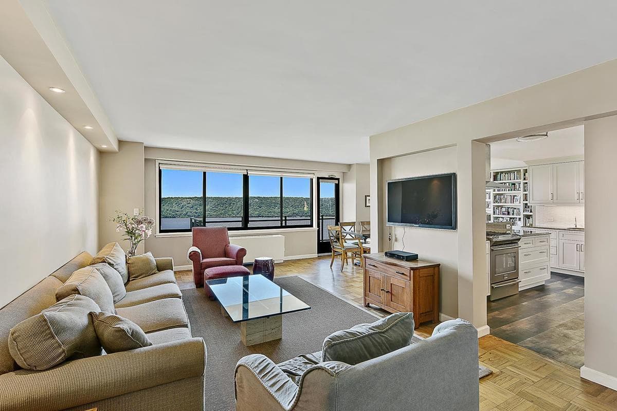 Chill out: Here are 5 apartments with central air for under $1 million having open houses this weekend