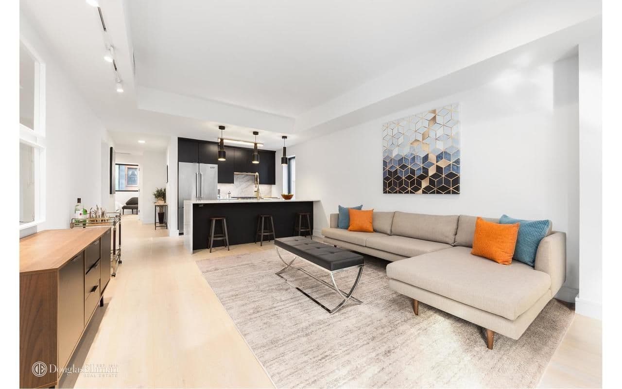 Here are 5 floor-through Manhattan apartments for under $2,000,000