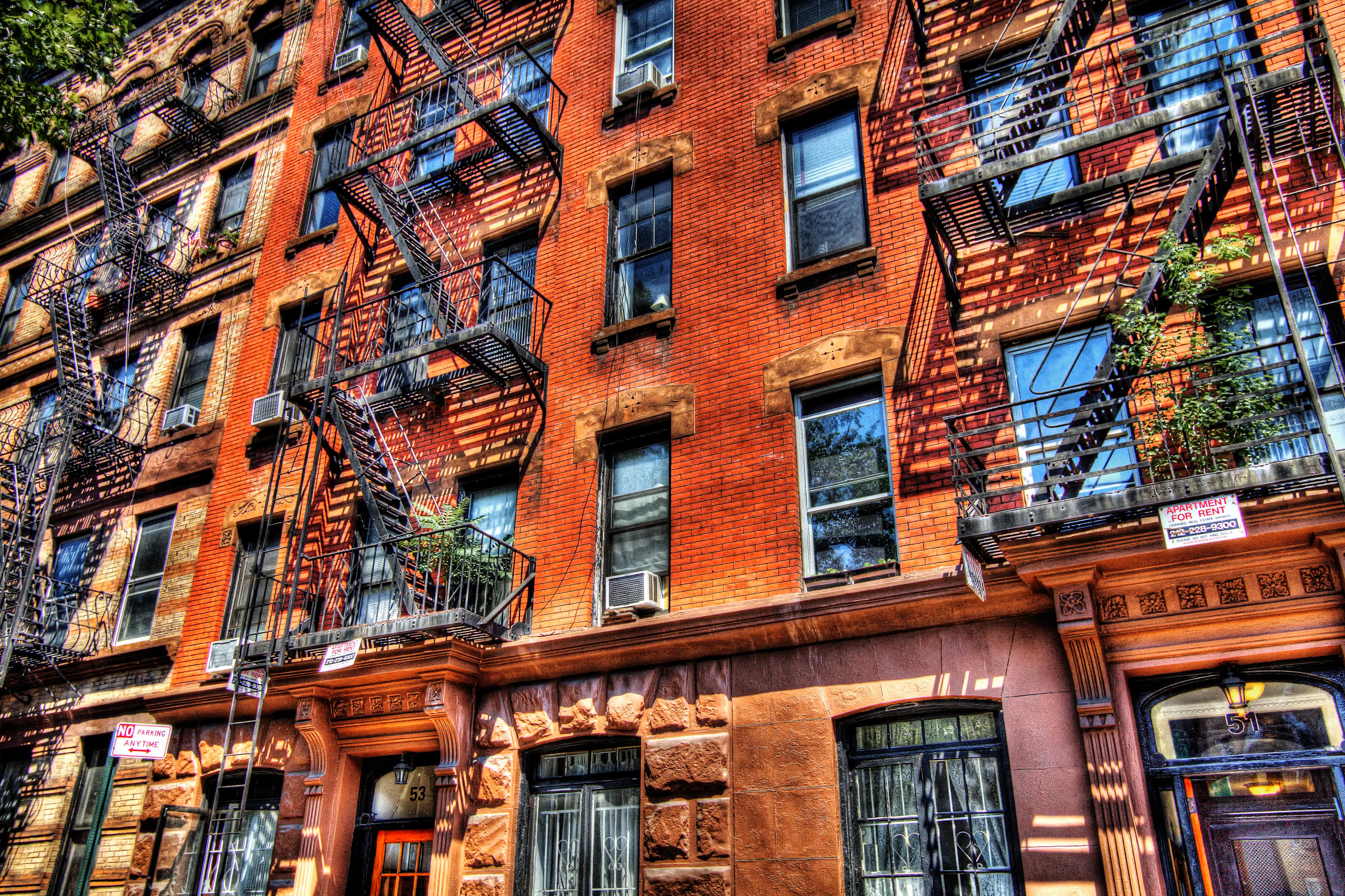 Ask an Agent: Can I rent an apartment without ever seeing it?