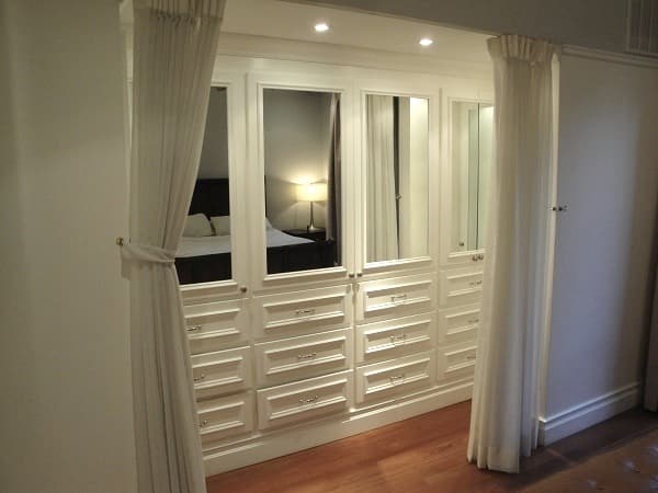 Real Estate Want: A closet with a little bit of Mr. Big   